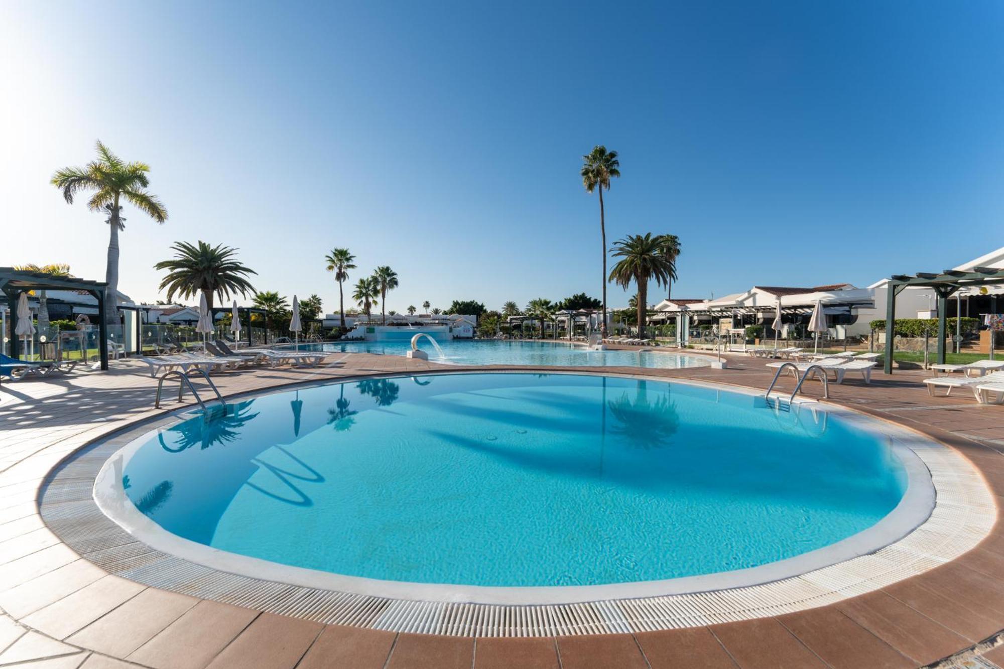 Luxury Poolside Holiday Home Maspalomas  Extérieur photo